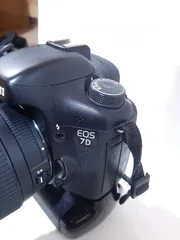  6 كاميرا كانون 7D للبيع نضافة 90٪ شرط الفحص