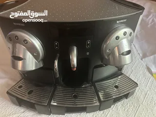  1 ماكينة تحضير قهوه Nespresso