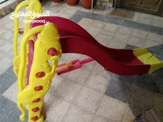  14 اغراض لبيع كارست و كرسي هزاز سحسلية وحماية حديد و مساروة مكيف