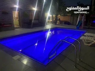  4 شاليه فاخر للايجار/ مزرعه