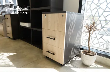  7 مكتب للايجار في الغبرة الشمالية - Office in AlGhubra for rent