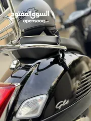  9 Vespa PIAGGIO GTS300 / Super clean / Black