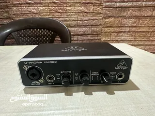  2 كرت صوت behringer umc22 midas interface مع كرتونتو وسلكو شبه جديد للتسجيل والمايكروفونات