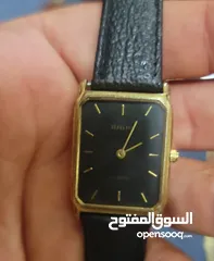  4 مقتنيات قديمه للبيع