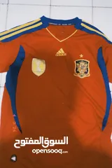  1 تيشيرت منتخب اسبانيا نادر 2010 اصلي في حاله جيده Spain 2010 world cup jersey rare