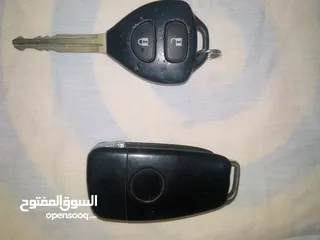  2 مفتاح ريموت تويوتا