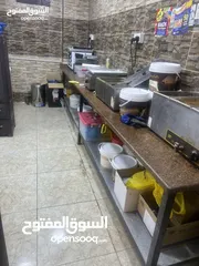  18 محل وافل وكريب. وكوتيلات للبيع