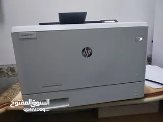  6 طابعة ليزرية نوع color laser jet pro M454dn