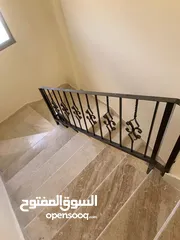  10 شقة مميزة للبيع