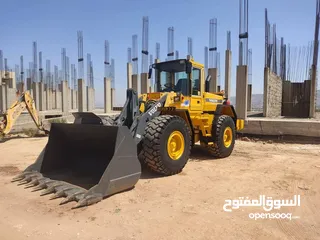  2 لودر فولفو 120 سي