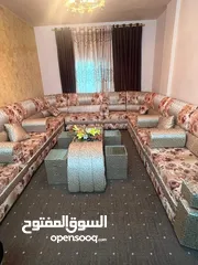  1 طقم خليجي 18 مقعد خشب لاتيه بحال الوكاله بسعر حررق 285 دينار فقططط