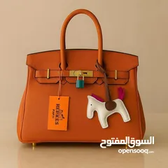  2 متجر لبيع الحقائب جملة و مفرق توصيل الى جميع انحاء البلاد
