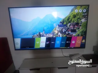  6 شاشات للبيع  كان عندي محل بلي ستيشن استعمال  الاسعار والشاشات جوا الاعلان