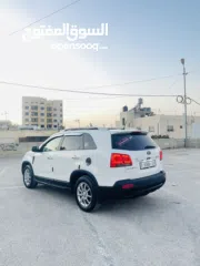  7 كيا سرانتو 2012