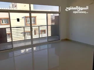  3 فيلا للبيع في مجمع النخيل_Villa for sale in Al Nakheel complex