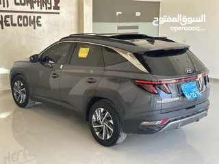  6 هونداي توسان هايبرد مع بانوراما