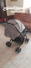  4 كارسيت مع عربة اطفال مع طاولة تلفزيون مستعملات للبيع