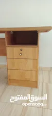  2 طاولة مكتب مستعملة