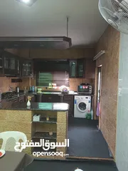  5 شقة سكنية للبيع