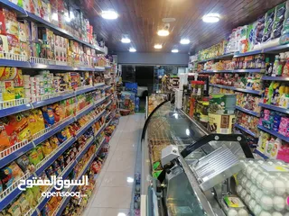  1 ماركت للبيع