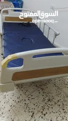  2 سرير طبي الكتروني