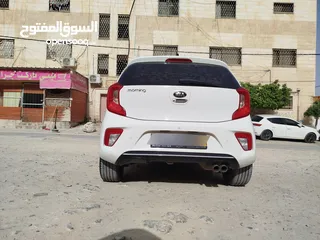 3 كيا مورنج GT2020