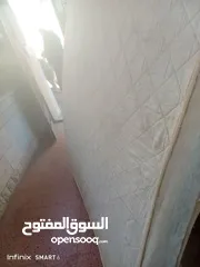  6 فرشة تخت مجوز بحالة جيدة