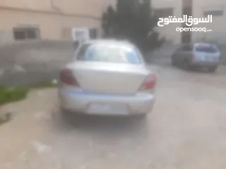  8 سياره كيا ريو2000للبيع