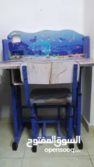  2 مكتب وكرسي للبيع