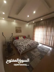  10 فيلا فاخرة في-عبدون-خمس غرف بمصعد داخلي وموقع مميز (ID# : 6871)
