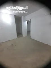  5 مستودع للإيجار
