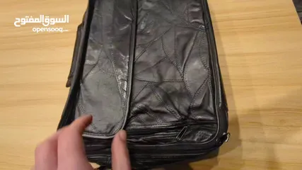  6 شناتي (حقائب) جلد طبيعي .