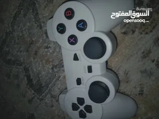  1 يد اتاري بحاله جديدا مش مستعمله