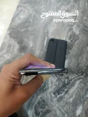  12 هاتف ايفون X نظيف جدا استعمال شهرين  مش مغير اشي.  بطاريه 99. غير قابل للبدل   اقرا الوصف