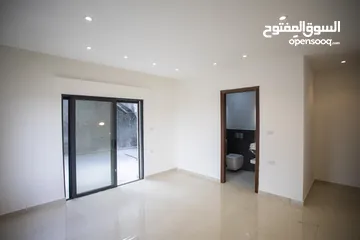  8 شقه فاخره للبيع من المالك ارضيه 177م مدخل مستقل في الجبيهه حي المنصور