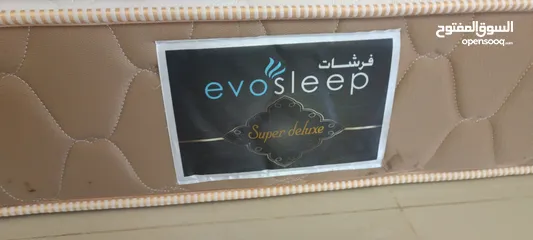  1 فرشة ايفو سلييب مستعملة  للبيع قياس 180*200