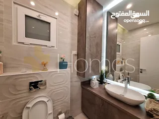  7 شقة مع حديقه بالاضافة الى كراج خاص للبيع في ضاحية الامير راشد