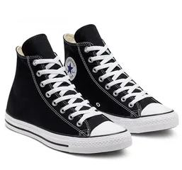  1 Converse shoes  جزمة كونفيرس