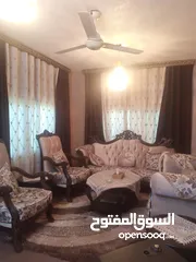  1 منزل للبيع في الزرقاء جبل طارق