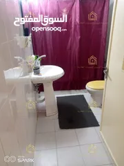  3 شقة فارغة أو مفروش أرضي مع ترس ومدخل مستقل
