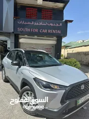  1 استاجر الان تويوتا كورولا كروس موديل 2023 فل كامل اضافات هايبرد باقل الاسعار فقط من الجنوب