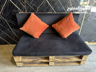  4 كنب خارجي او داخلي او حدائق او محلات شبه جديد بعدو وكالة