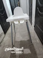  3 كرسي طعام أطفال من ايكيا. السعر 35. الموقع خلدا