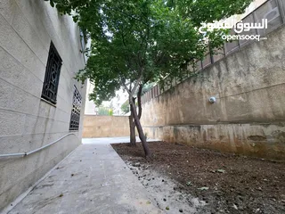  16 عبدون شقة مفروشة جديد 3 نوم مع حديقة كبيرة و كراج خاص