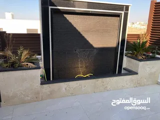  13 شقة فاخرة للبيع مع روف ومطبخ راكب مع كافة الأجهزة الكهربائية الحديثة .