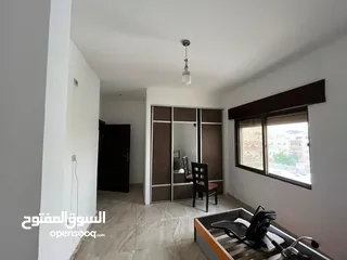  9 شقه 180 متر للبيع منطقة السابع بجانب جمعية خليل الرحمن