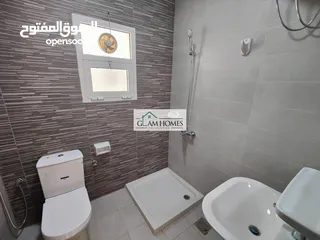  6 Glamorous 5 BR villa available for rent in Shatti Al Qurum Ref: 588H