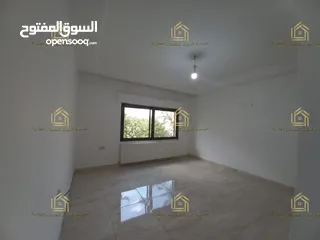  12 شقة فارغة للايجار في خلدا 200 متر