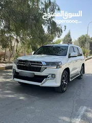  3 تويتا لند كروز 2021