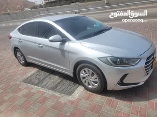  5 Hyundai Elantra